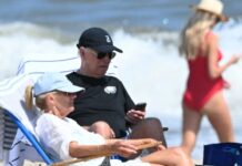 Joe Biden Set A New President Record: Most Vacation Days, 577 Days! New Presidential Record Jo Biden At Th e Beach On Vacation